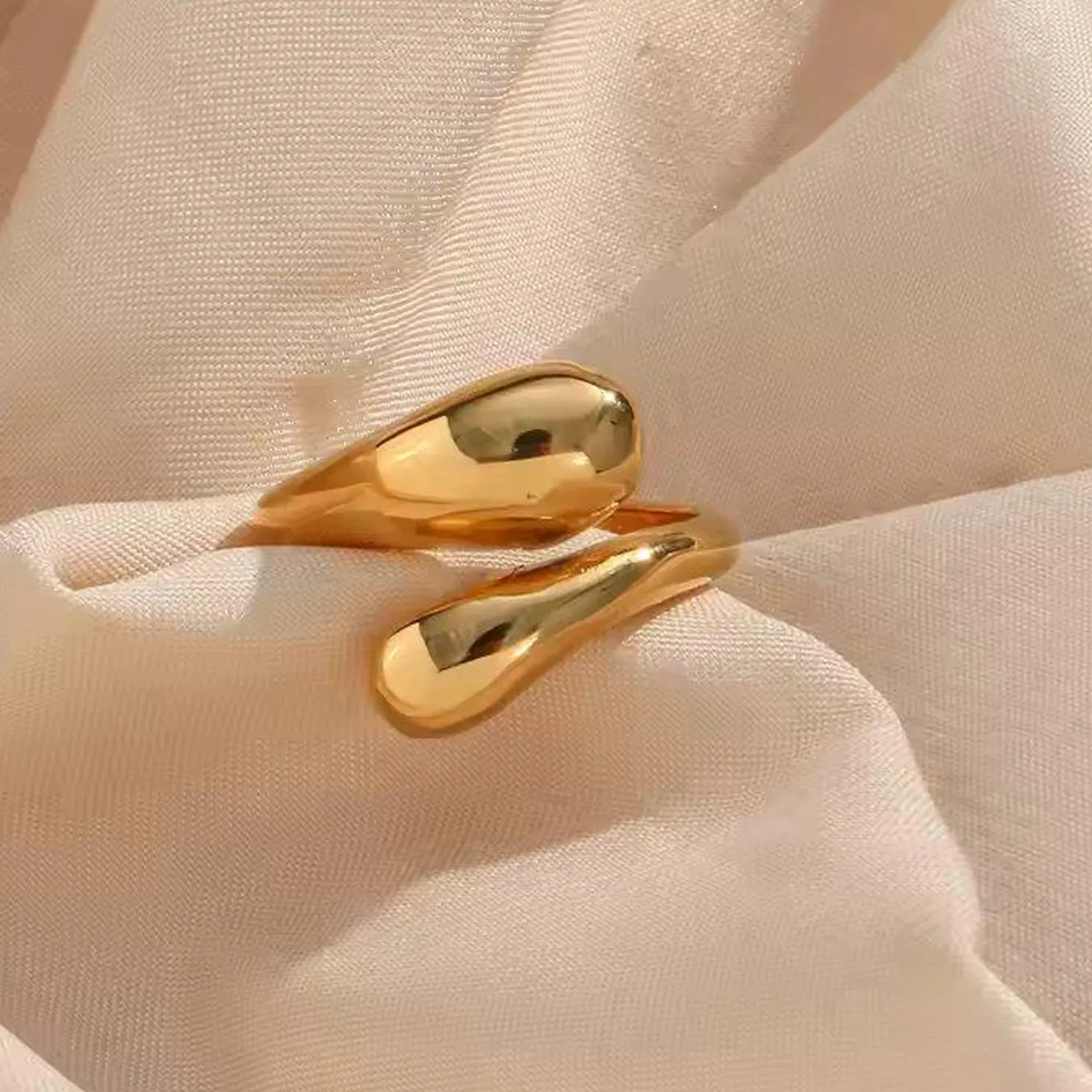 Tear Drop Ring